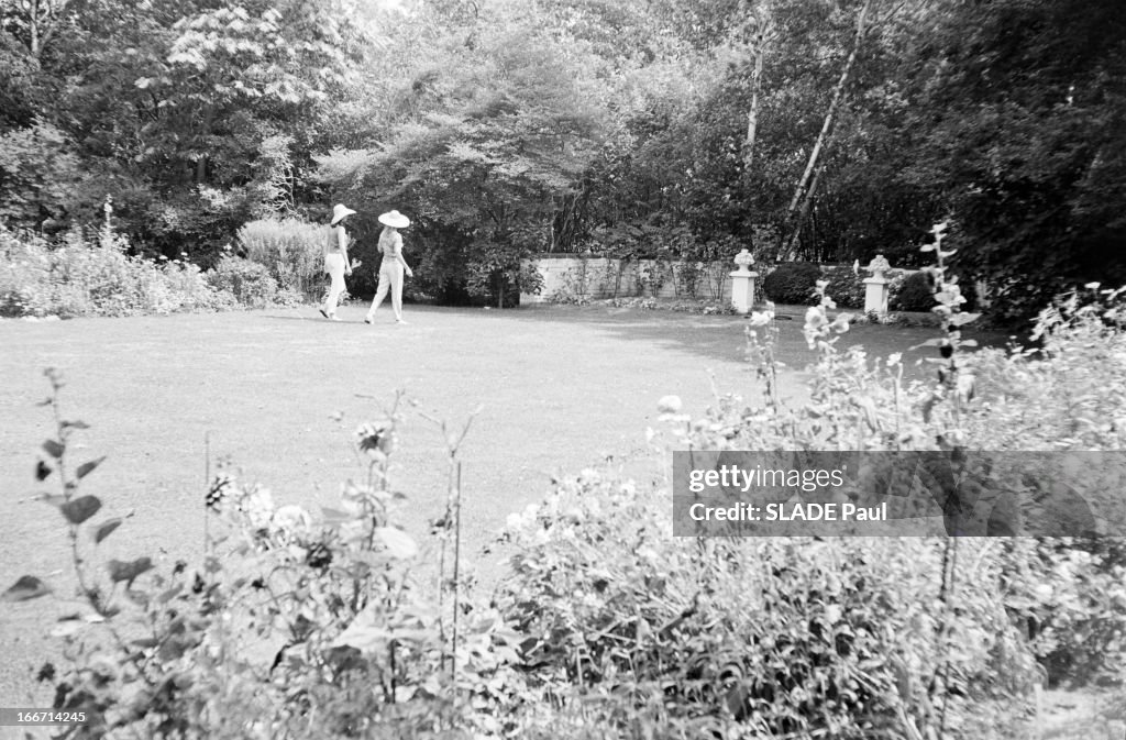 Maria Cooper And Her Mother Veronica'Rocky'Balfe In Southampton