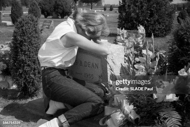 First Anniversary Of The Death Of James Dean In Fairmount, Indiana. Etats-Unis, Indiana, Fairmount, en septembre 1956, un an après la mort...