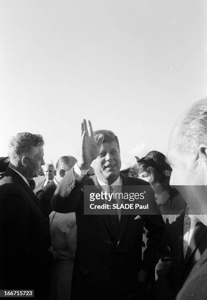 Travel Of John Fitzgerald Kennedy In Latin America. En décembre 1961, à l'occasion d'un voyage officiel en Amérique latine, à PORTO RICO, le...