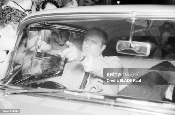 Driver Juan Manuel Fangio Kidnapped By Cuban Rebels. En fevrier 1958, en kidnappant, le pilote de formule 1, Juan Manuel FANGIO, à la veille du Grand...