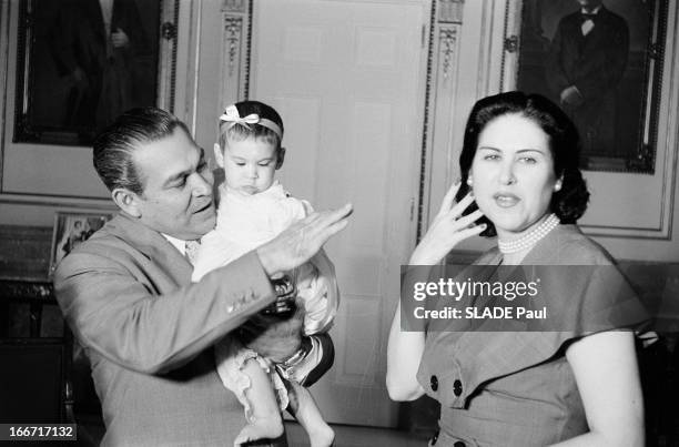 Rendezvous With General Fulgencio Batista With Family In Havana. République de Cuba, La Havane, avril 1958, Fulgencio BATISTA, alors président de la...