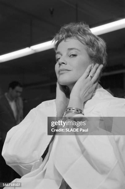 Rendezvous With Maria Schell At The Hairdresser In Hollywood. Etats-Unis, Los Angeles, Hollywood, 7 mars 1959, l'actrice autrichienne Maria SCHELL...