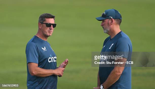 England bowler Matt Maso speaks to Head Coach Jon Lewis during England nets ahead of the 1st ODI against Sri Lanka at Seat Unique Riverside on...