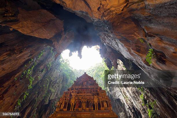 batu caves, selangor, malaysia - batu caves stock pictures, royalty-free photos & images