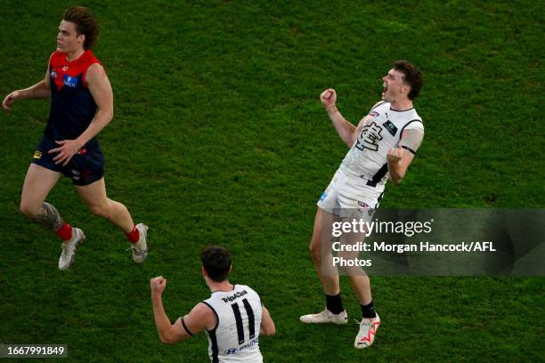 Blake Acres of the Blues celebrates kicking the winning goal during the 2023 AFL First Semi Final match between the Melbourne Demons and the Carlton...