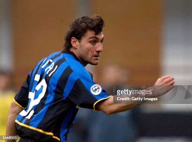 Christian Vieri of Inter Milan celebrates scoring during the Serie A match between Inter Milan and Brescia, played at the 'Giuseppe Meazza' San Siro...