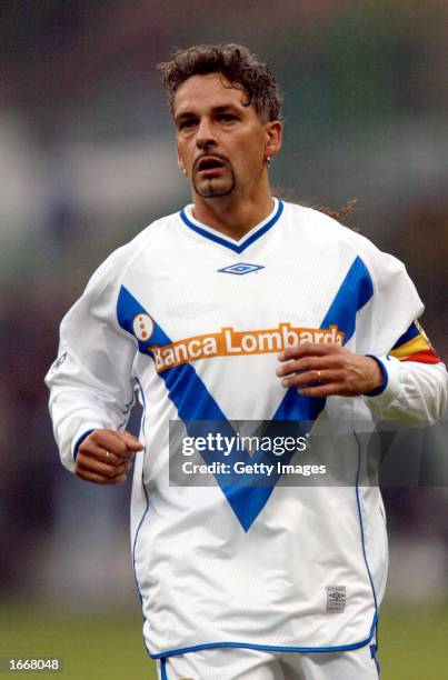 Roberto Baggio of Brescia in action during the Serie A match between Inter Milan and Brescia, played at the 'Giuseppe Meazza' San Siro Stadium,...