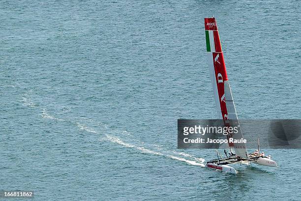 Team Luna Rossa Piranha skippered by Chris Draper sails during a practice race of America's Cup World Series Naples on April 17, 2013 in Naples,...