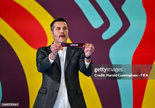 Draw Assistant Júlio César draws Spain during the Final Draw for the FIFA U-17 World Cup 2023 Indonesia at HoF, Home of FIFA on September 15, 2023 in...