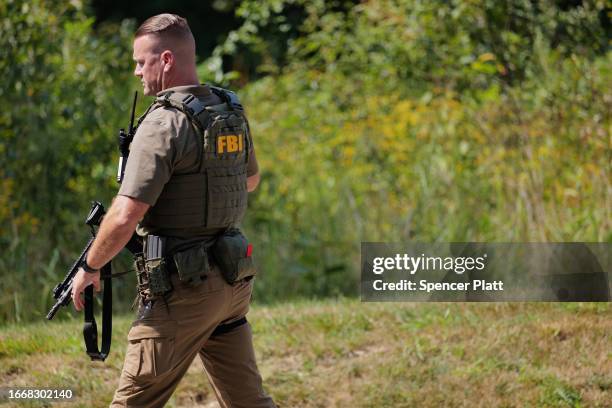 Police Perimeter Example 7,396 Police Perimeter Stock Photos, High-Res Pictures, and Images ...