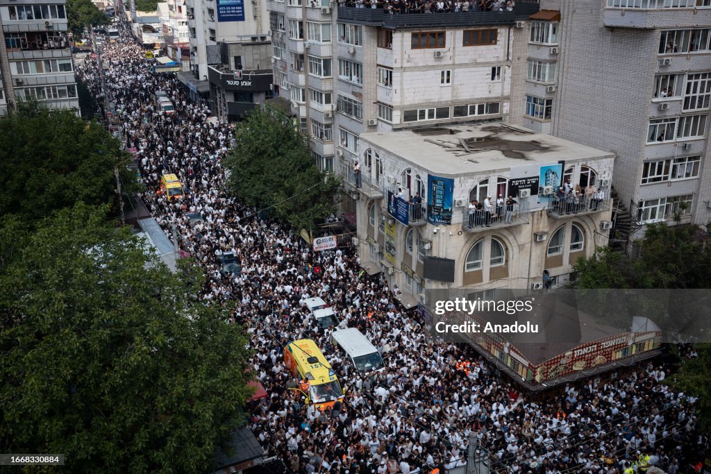 Jews converge in Ukraine's Uman for 2023 Rosh Hashanah