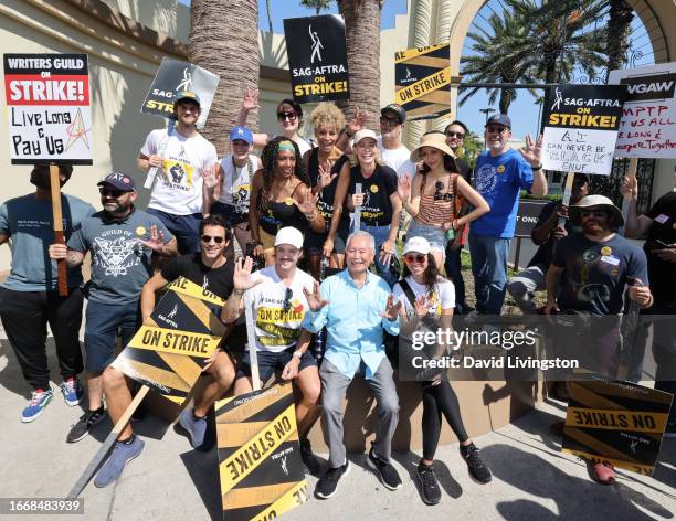 George Takei along with Michelle Hurd, Jeri Ryan, Jack Quaid, Linda Park, Jonathan Del Arco, Dawnn Lewis, Mary Chieffo, Todd Stashwick, Santiago...