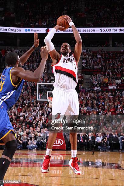 Jared Jeffries of the Portland Trail Blazers goes for a jump shot during the game between the Golden State Warriors and the Portland Trail Blazers on...