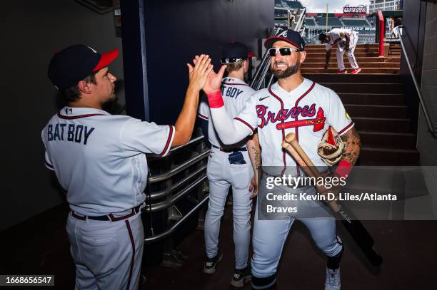 Kevin Pillar of the Atlanta Braves celebrates the win over the Los Angeles Angels at Truist Park on August 02, 2023 in Atlanta, Georgia.
