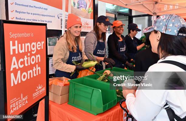 Lauren Bush Lauren, Bridget Moynahan, Phoebe Robinson and Ellie Krieger attend Feeding America hosts Hunger Action Day event at Food Bank for New...