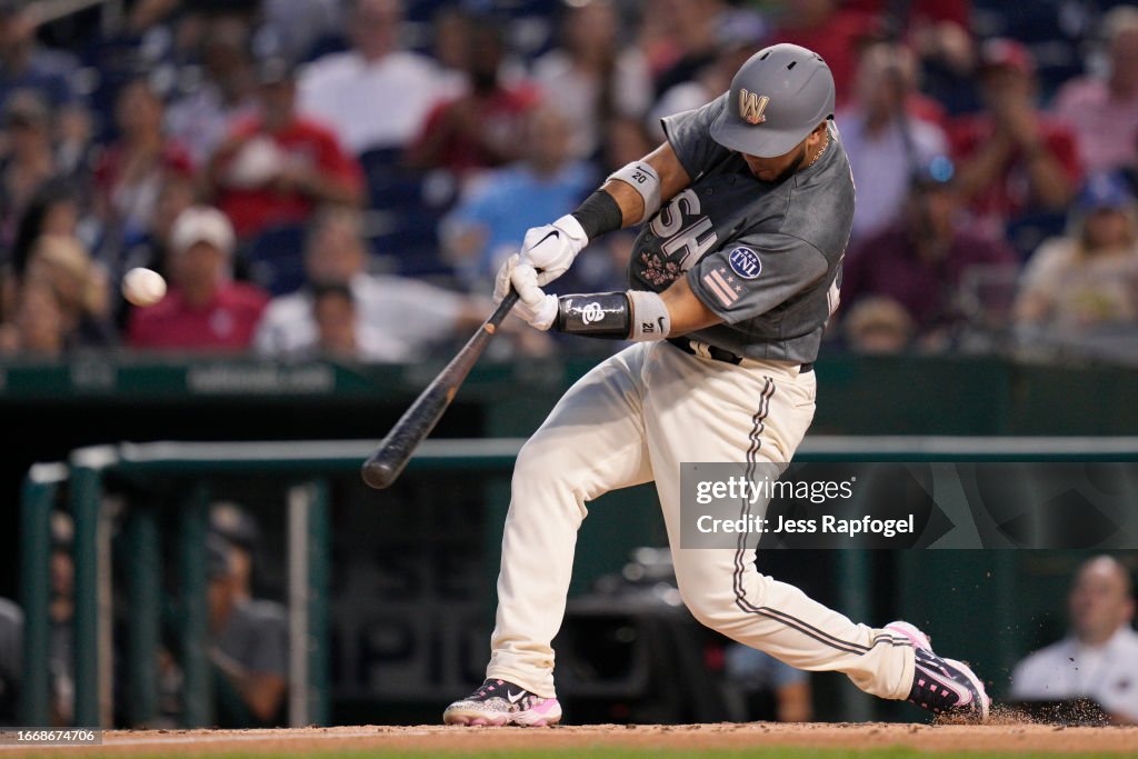 Los Angeles Dodgers v Washington Nationals