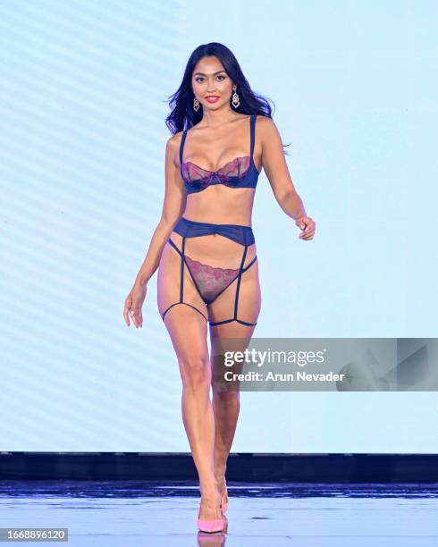 100 Ambra Gutierrez Stock Photos, High-Res Pictures, and Images - Getty Images