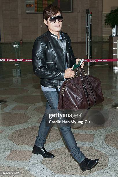 Leading South Korean actor Lee Byung-Hun is seen on departure to Japan at Gimpo International Airport on April 18, 2013 in Seoul, South Korea.