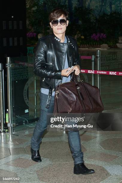 Leading South Korean actor Lee Byung-Hun is seen on departure to Japan at Gimpo International Airport on April 18, 2013 in Seoul, South Korea.