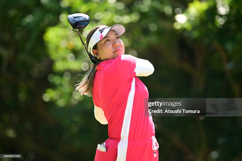 JLPGA Championship Konica Minolta Cup - Round Three