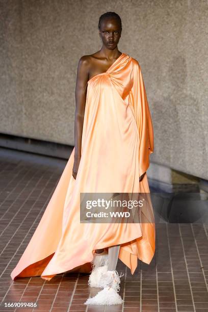 Model on the runway at the Roksanda Spring 2024 Ready To Wear Fashion Show held at The Barbican Centre on September 16, 2023 in London, England.