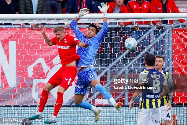 Alfons Sampsted of FC Twente and Irfan Can Egribayat of Fenerbahce battle for the ball during the UEFA Europa League - Play Off Round Second Leg...
