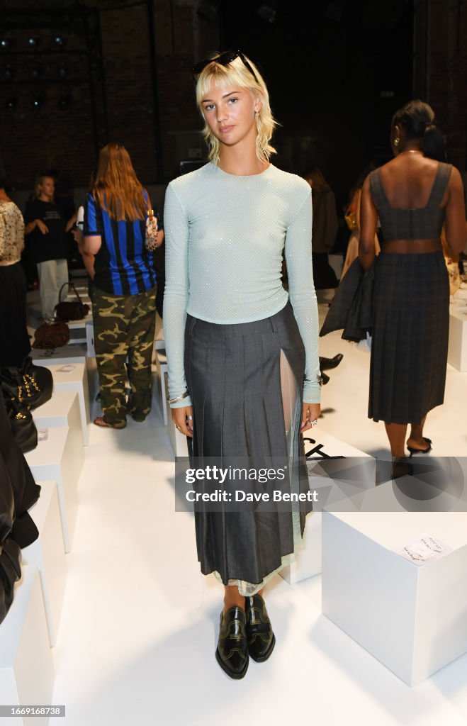 16Arlington - Front Row - LFW September 2023