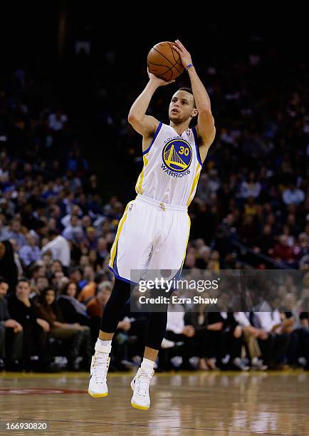 Stephen Curry of the Golden State Warriors in action against the Los Angeles Lakers at Oracle Arena on March 25, 2013 in Oakland, California. NOTE TO...