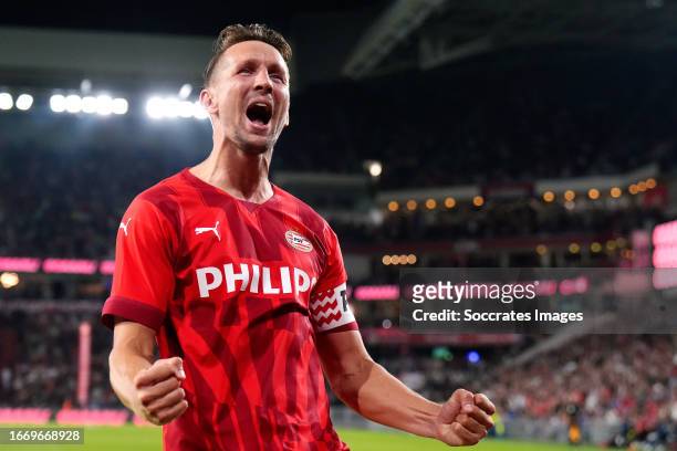 Luuk de Jong of PSV celebrates 3-0 during the Dutch Eredivisie match between PSV v NEC Nijmegen at the Philips Stadium on September 16, 2023 in...