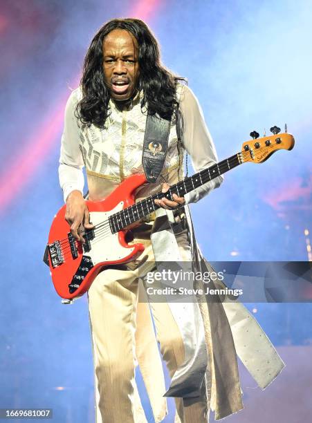 Verdine White of Earth Wind and Fire performs at Chase Center on September 08, 2023 in San Francisco, California.