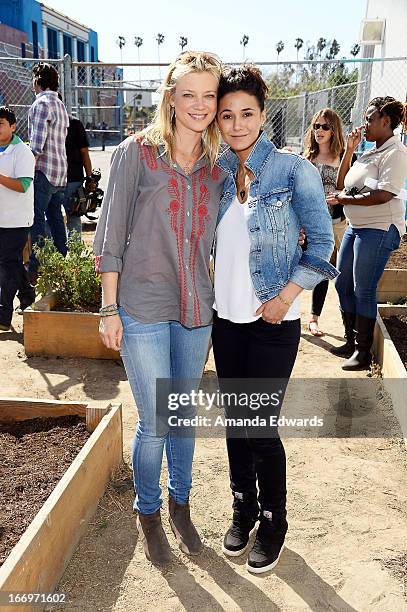 Actresses Amy Smart and Emmanuelle Chriqui celebrate Earth Day with the Environmental Media Association at Cochran Middle School on April 18, 2013 in...