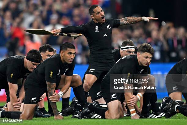 Aaron Smith of the All Blacks leads the haka ahead of the Rugby World Cup France 2023 match between France and New Zealand at Stade de France on...