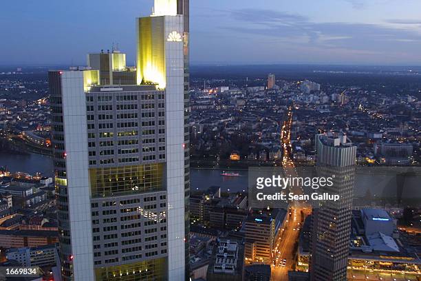 Twilight descends upon the headquarters of Commerzbank , Germany's fourth largest bank, and the European Central Bank December 1, 2002 in Frankfurt,...