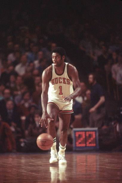 UNS: Game Changers - Oscar Robertson