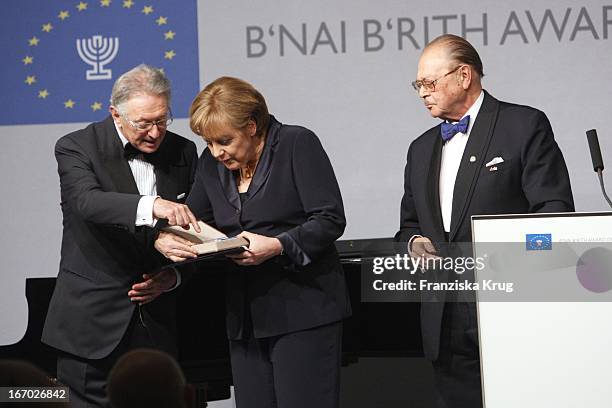 Simon Merkel 37 Reinold Simon Stock Photos, High-Res Pictures, and Images - Getty Images