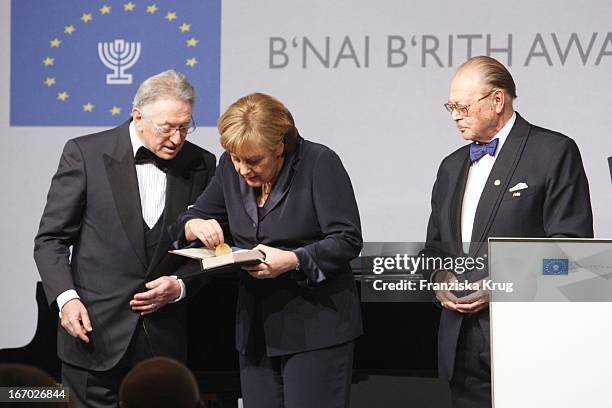 Simon Merkel 37 Reinold Simon Stock Photos, High-Res Pictures, and Images - Getty Images
