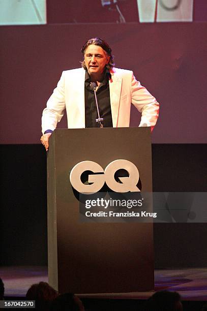 Chefredakteur Von Gq Reinhard Haas Bei Der Verleihung Der "Gq Men Of The Year Awards" In Der Wappenhalle In München Am 041105 .