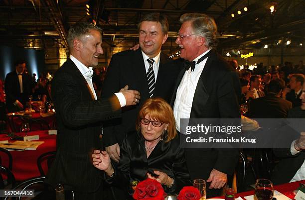 Jörn Kubicki , Berlins Bürgermeister Klaus Wowereit, Michael Ballhaus Und Seine Ehefrau Helga Bei Der Aftershowparty Der Verleihung Des Europäischen...