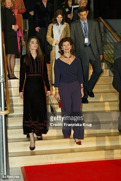 Königin Rania Von Jordanien Und Königin Silvia Von Schweden Bei Der Verleihung Des "Deutschen Medienpreises" In Baden Baden .