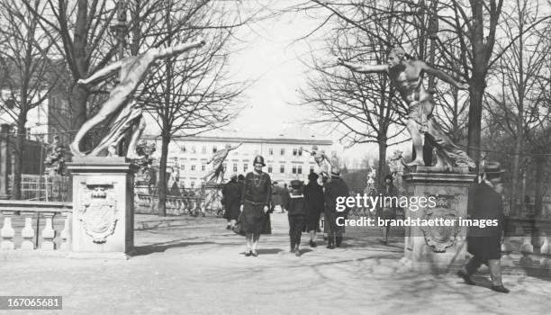 Entrance to the park of Schloss Mirabell. Around 1930. Glasdiapositiv.Handcolored lantern slide. Salzburg. Salzburg: Eingang zum Park von Schloss...
