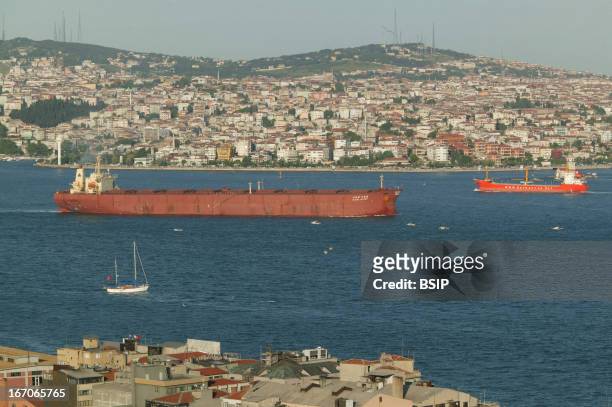 Oil tanker, Bosphorus strait, Istanbul, Turkey.