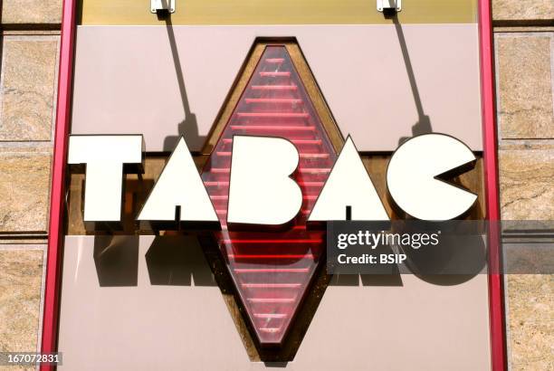 Tabac Shop Tabac (Shop) Photos and Premium High Res Pictures - Getty Images