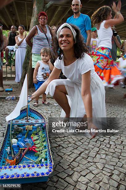 Salve a Rainha do Mar! Linda festa em homenagem a Rainha do Mar, aconteceu dia 5 de fevereiro no Aterro do Flamengo. Mais de 70 artistas participaram...