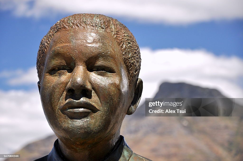 Nelson Mandela Statue, Nobel Square, Victoria & Al