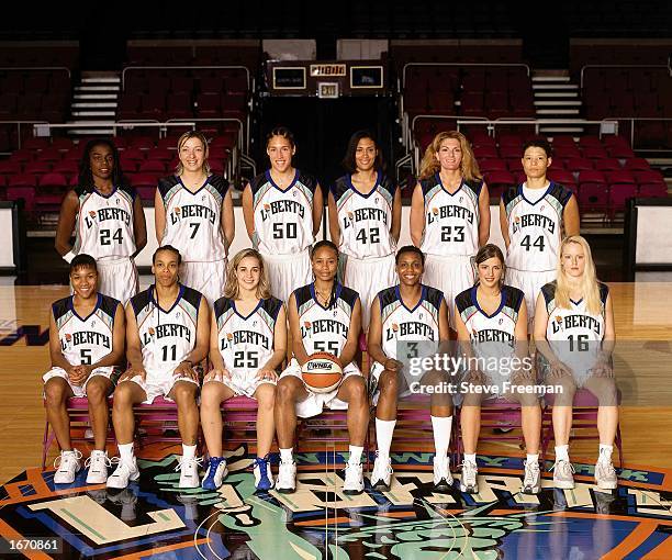 The New York Liberty pose for a team portrait in 2001 at Madison Square Garden in New York, seated front row : Grace Daley, Teresa Weatherspoon,...