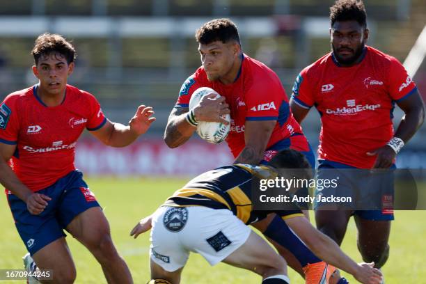 Levi Aumua of Tasman charges forward during the round six Bunnings Warehouse NPC match between Taranaki and Tasman at Yarrow Stadium, on September 10...