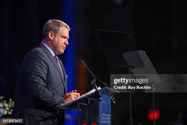 29 Brett Haber Stock Photos, HighRes Pictures, and Images Getty Images