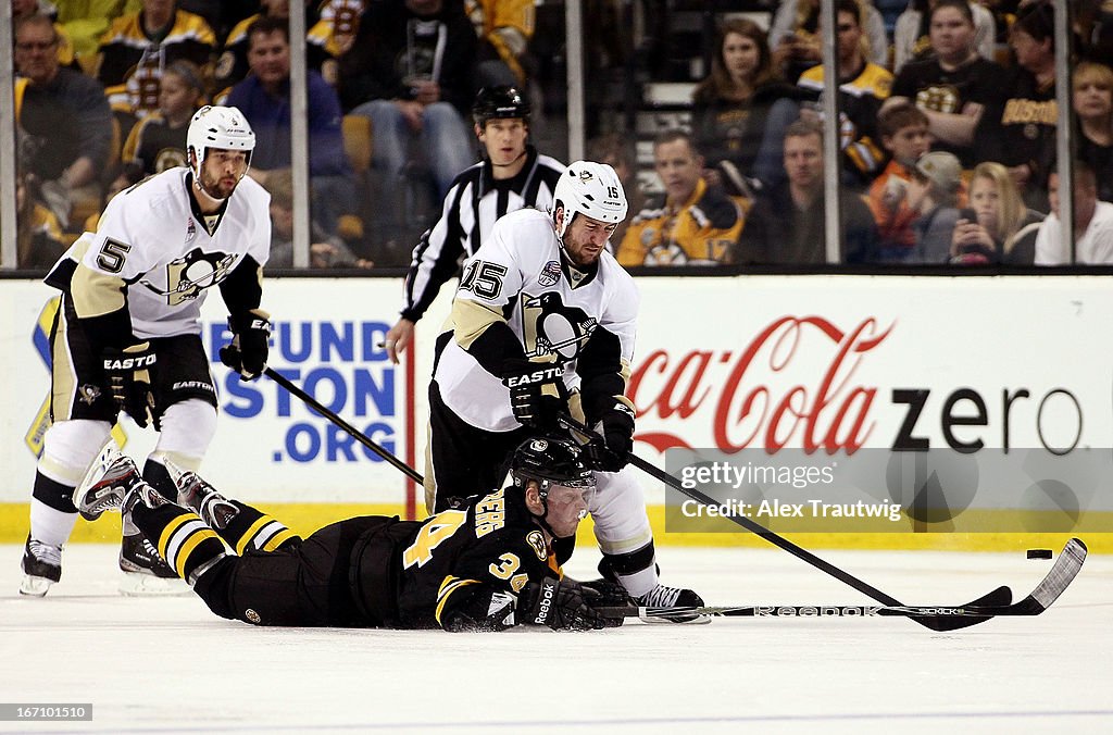 Pittsburgh Penguins v Boston Bruins