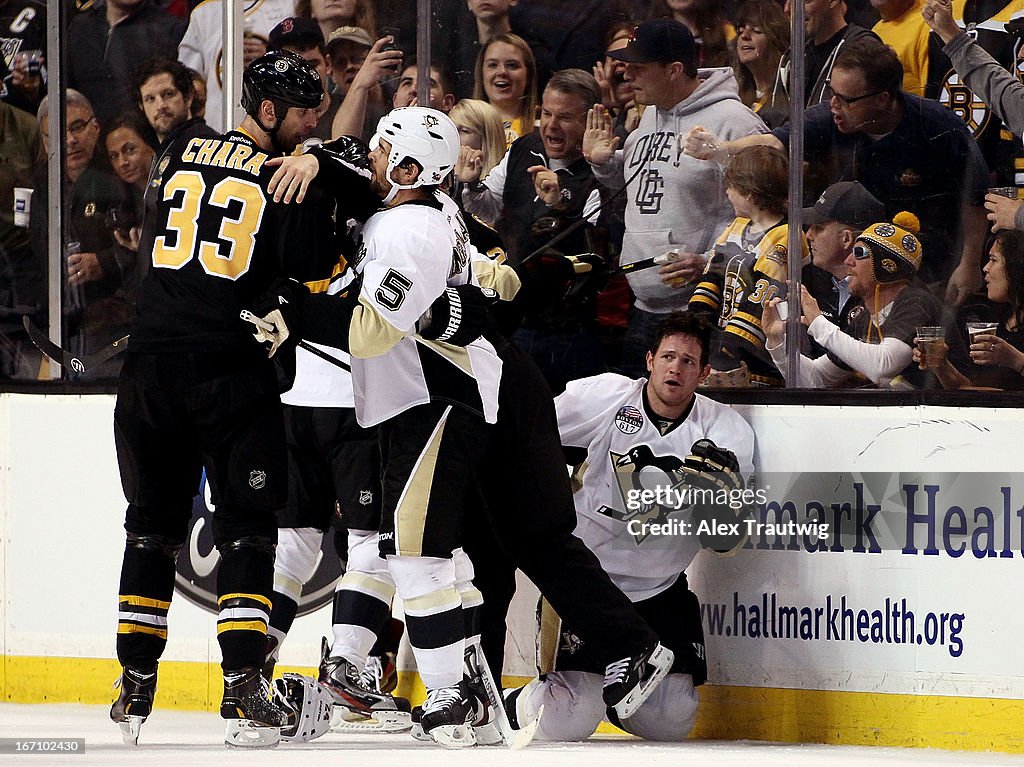 Pittsburgh Penguins v Boston Bruins