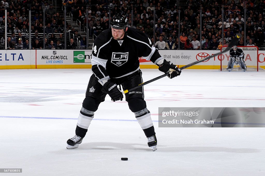 Edmonton Oilers v Los Angeles Kings